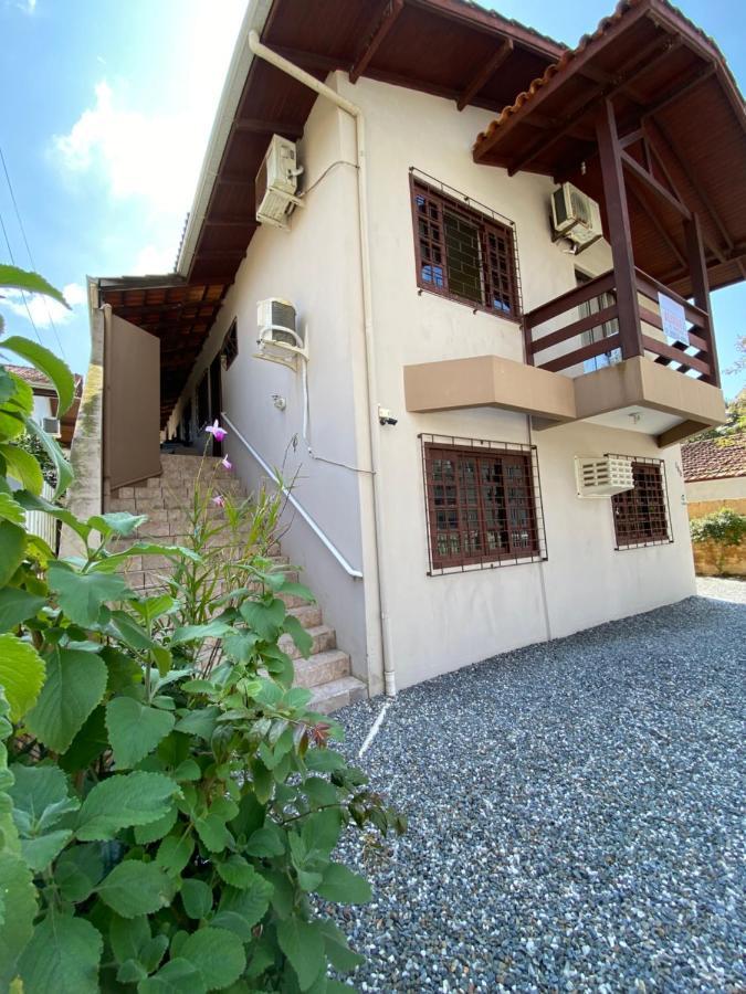 Apartamentos Vo Lela Bombinhas Esterno foto
