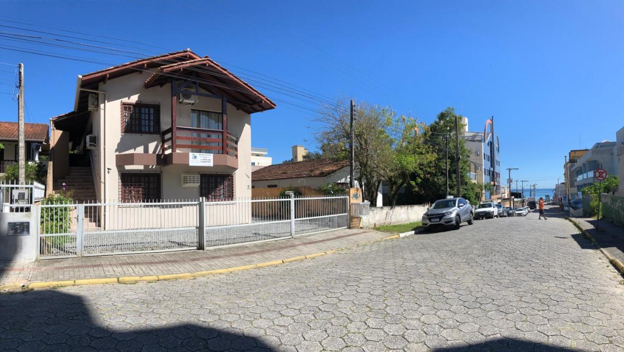 Apartamentos Vo Lela Bombinhas Esterno foto